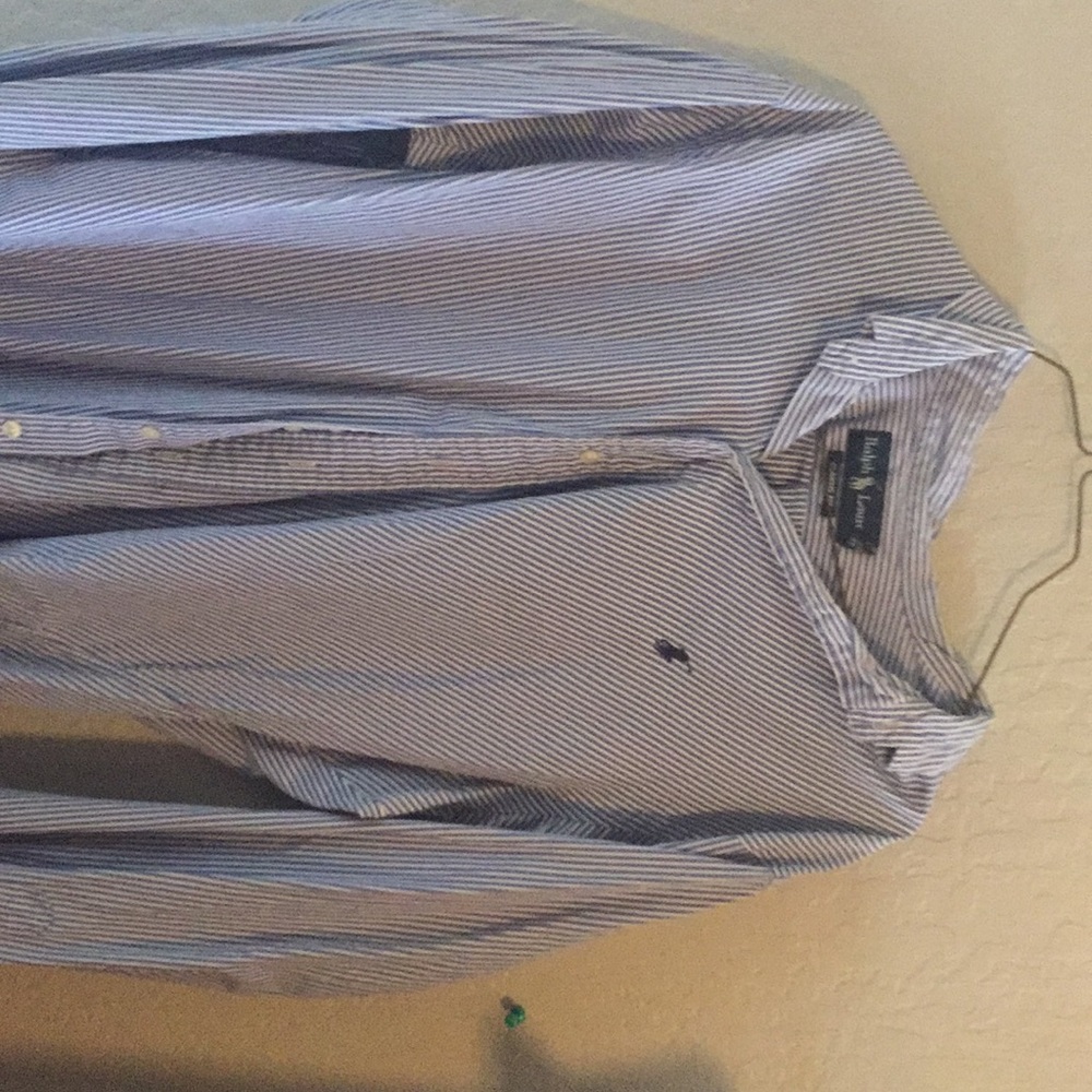 Dress shirtt